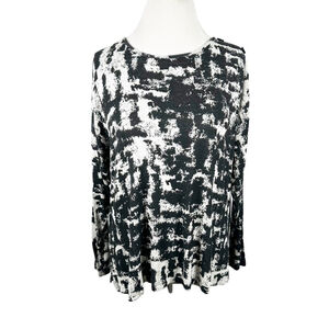 Snoskins White Black Abstract Knit Top Relaxed Fit Layer Cozy Winter Size M